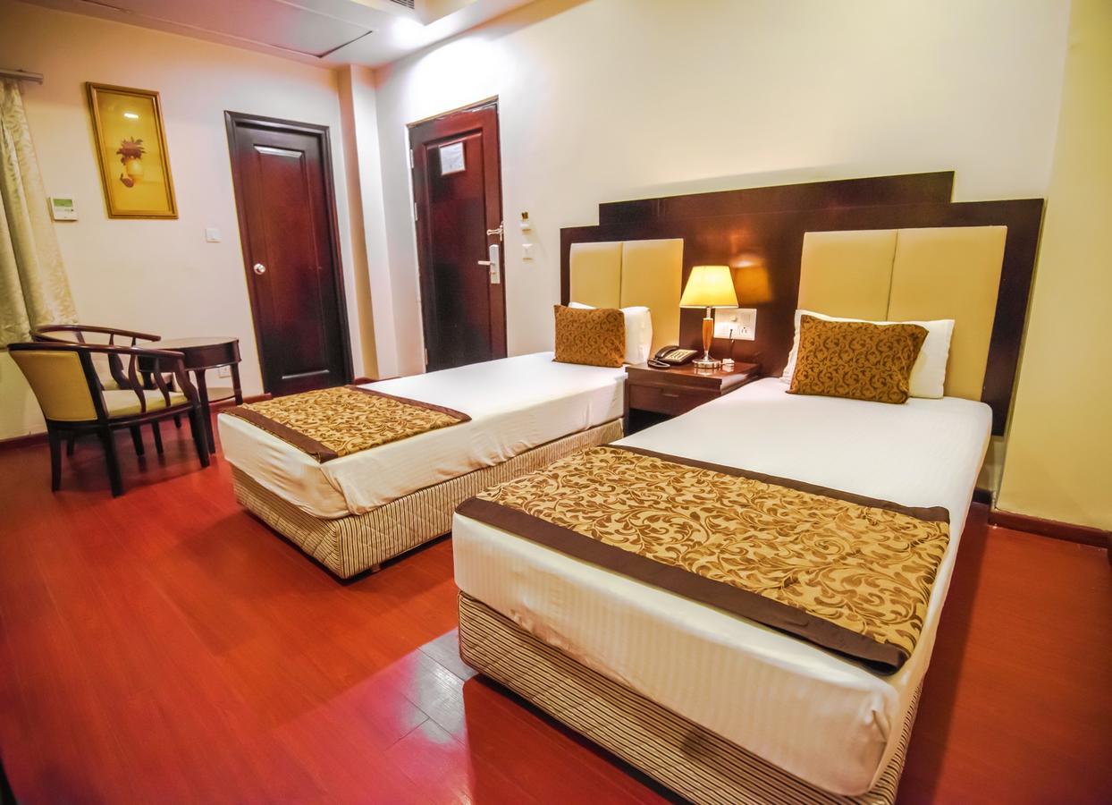 אודייפור Gold Leaf Hotel מראה חיצוני תמונה